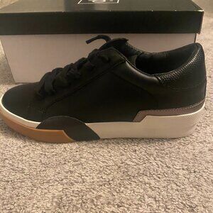 DV Dolce Vita - Helix Sneakers